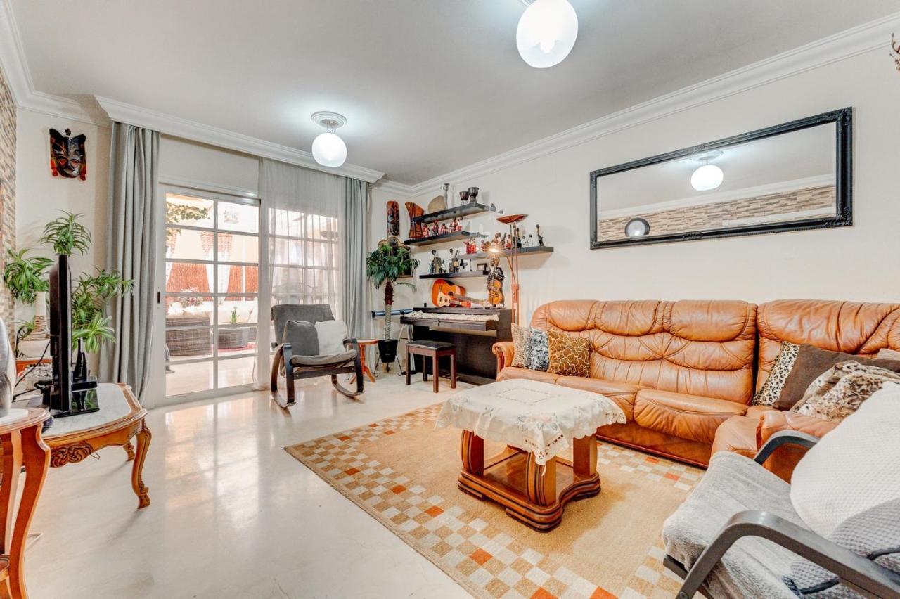 אדחה Beautiful Apartment In Terrazas Del Duque I מראה חיצוני תמונה