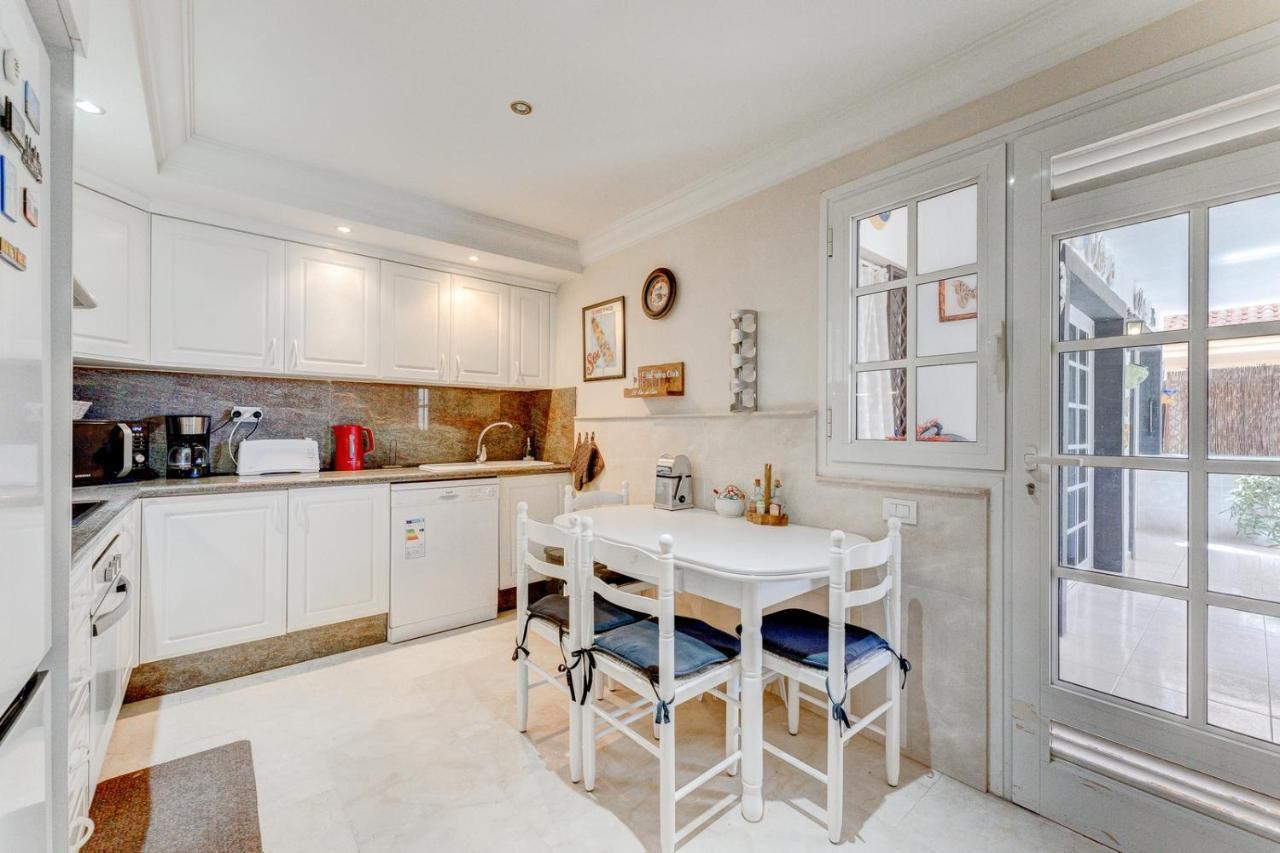 אדחה Beautiful Apartment In Terrazas Del Duque I מראה חיצוני תמונה